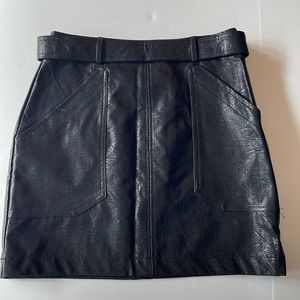 NWT Stellaluce faux embossed leather belted miniskirt size small
